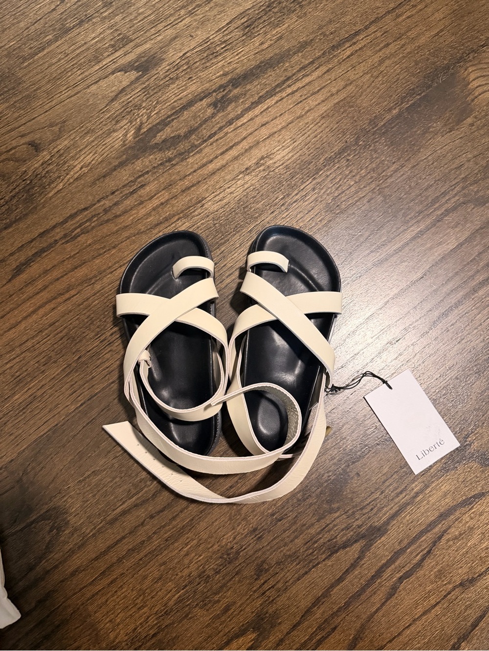NWT Liberté Brontë Sandal Ivory